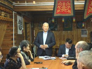 КОММУНИСТЫ, ВПЕРЕД!