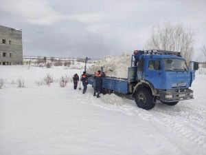 Служба спасения Якутии осуществила расчистку улиц от снега в Табаге 