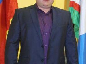 Главу Черского наказали за лужи и гребёнки