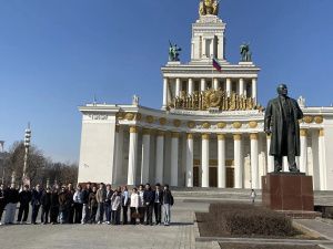 Участники форума «Шаг в будущее» из Якутии побывали в музее «БИОТЕХ»