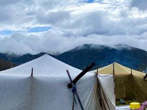 «Чистая земля»: как живет потомственная семья эвенов-оленеводов в якутской тундре