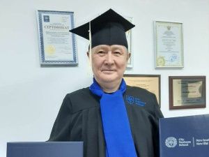 Афанасий Максимов "наехал" на "Сургутнефтегаз"