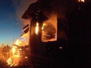 В Якутии от пожаров пострадали частные дома и гаражи 