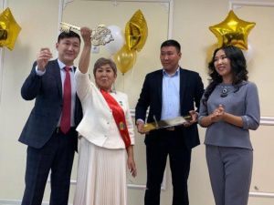 Отличника Образования РС(Я), доверенное лицо Егора Борисова уличили в нарушении закона о противодействии коррупции