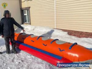 Ребенку, пострадавшему при катании на надувной подушке в Вилюйске, выплатили 200 тысяч рублей
