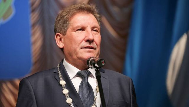 Глава крупнейшего района Якутии предположительно болен коронавирусом