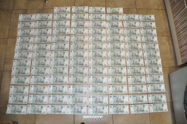 Под домашний арест помещен директор общества с ограниченной ответственностью, обвиняемый в уклонении от уплаты налогов в особо крупном размере