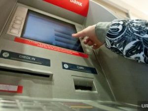 Россиян готовят к запрету доллара