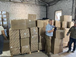 Подарки для бойцов СВО доставили в опорный пункт Якутии