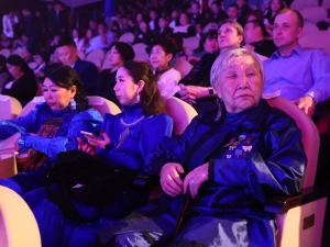 Итоги Года Семьи: Якутия лидер в ДФО по основным демографическим показателям