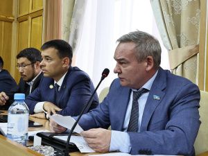 Ил Тумэн согласовал назначение членов Правительства республики, представленных на рассмотрение Главой Якутии