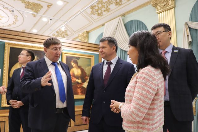 В Якутии к столетию ЯАССР отреставрировали историческое здание, где расположилась Галерея зарубежного искусства