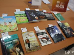 В Саха театре представили книги о жизни и творчестве якутского писателя Платона Ойунского