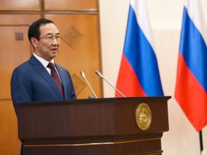 Государственные награды вручил в День Конституции РФ глава Якутии