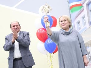 В Мирном открыли новый пристрой к школе № 1