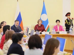 Более 300 семей Якутии отметили знаком «Семейная доблесть»