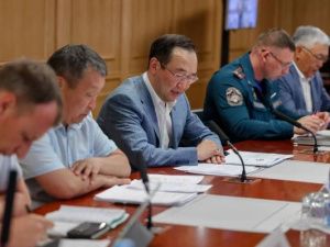 Айсен Николаев: В Якутии вводят режим ЧС