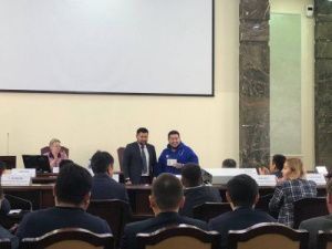 В мэрии Якутска вынесли благодарность горожанину Родиону Романову