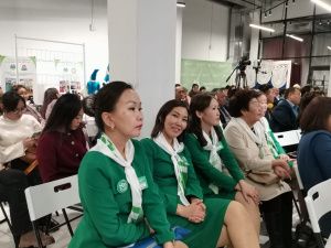 Комплекс мер для решения социального сиротства и семейного неблагополучия обсудили в Якутске