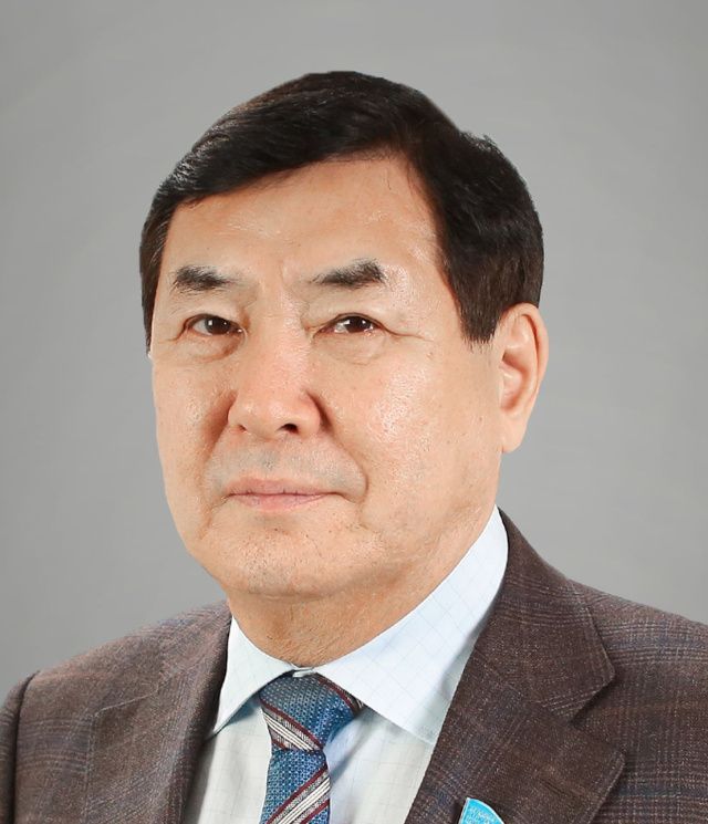 В Якутский городской суд поступил материал на народного депутата Семена Филиппова