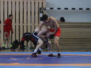 Верхоянец Пётр Прудецкий стал новым чемпионом Якутии по национальному многоборью