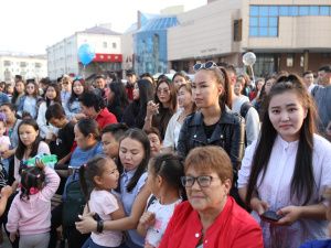 Сардана Авксентьева: «Молодежь – будущее нашего Якутска»