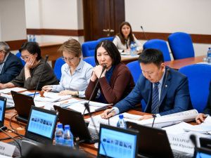 Глава Якутии проверил итоги работы «Сахатранснефтегаза» за год