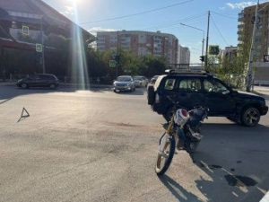 В Якутске за один день дважды автомобили столкнулись с мотоциклами