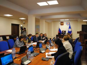 Состоялось заседание Межведомственной ценовой комиссии Якутии под председательством Кирилла Бычкова