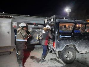 Горноспасатели из Якутии прибыли на рудник в Амурской области, где под завалами находятся 13 человек