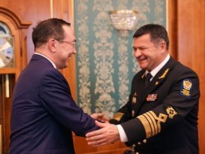 Глава Якутии и руководитель Росморречфлота обсудили проект транспортного хаба в Нижнем Бестяхе