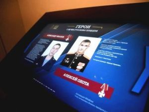 Связь времен. Фотовыставка о подвиге солдат Красной Армии и участников СВО