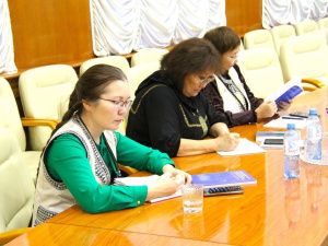 Функционирование государственных языков республик РФ обсудили в Якутске