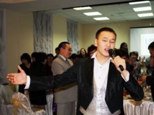 "Сторона Мекюрдяновых не согласна с решением суда об УДО якутского певца Сиэйэ Уола"