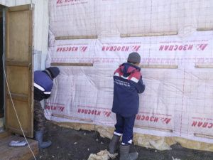 Работники ГУП «ЖКХ РС (Я)» из села Сымах помогли семье участника СВО