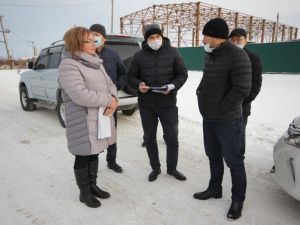 Евгений Григорьев провел выездное совещание в Промышленном округе