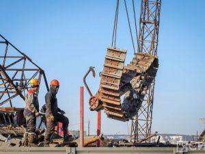 Более 80 тонн вывезенного из Арктики металлолома готовят к переработке в Якутии