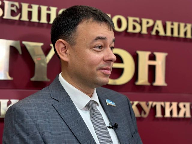 ПСЕВДОАНАЛИТИК ПОДЛОЖИЛ ОЧЕРЕДНЫХ ФЕКАЛЕЙ УЧАСТНИКУ СВО ЛУЦКАНУ?
