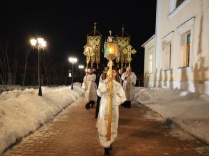 Пасха Христова: архиерейское богослужение в Преображенском соборе