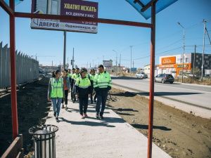 Сардана Авксентьева проверила ремонт столичных дорог