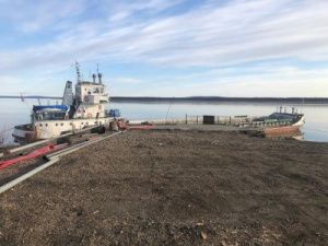 АО «Саханефтегазсбыт» завершил завоз  нефтепродуктов в северные районы Якутии в навигацию 