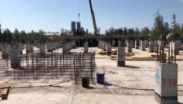 В Нижнем Бестяхе строится современный спортивный комплекс с бассейном