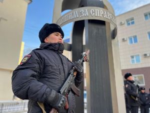 В МВД Якутии почтили память товарищей, погибших при исполнении служебных обязанностей