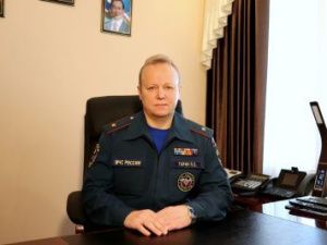 Поздравление начальника ГУ МЧС России по РС(Я) генерал-майора внутренней службы Гарина П.С. с Всемирным днем гражданской обороны