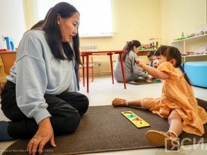 В Якутии в консультационных центрах при детских садах помогают родителям и детям