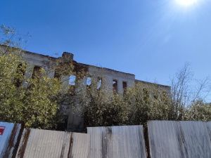 В Якутске призвали закрыть доступ к заброшенным зданиям