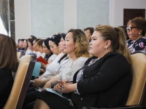 Профессия добрых дел: В Якутске поздравили социальных работников