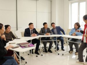 Герой России Игорь Юргин ознакомился с работой Института развития профобразования Якутии