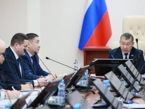 Порядка 120 км дорог и 5 мостов отремонтируют в Якутии в рамках нового нацпроекта