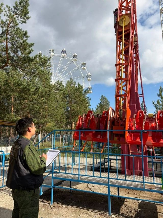 Следователи просят откликнуться свидетелей падения девушки с аттракциона «Зиг-заг» в Якутске